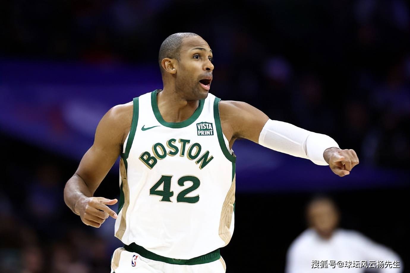 塔图姆怀特合砍56分,凯尔特人117-107击败76人,nba常规赛精彩对决!