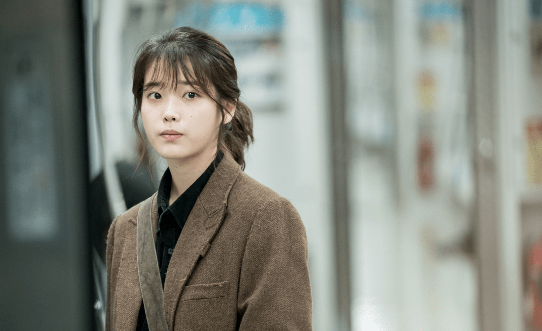 本剧导演金元熙,是一个相当能够洞悉人性的导演,《未生》和《信号》