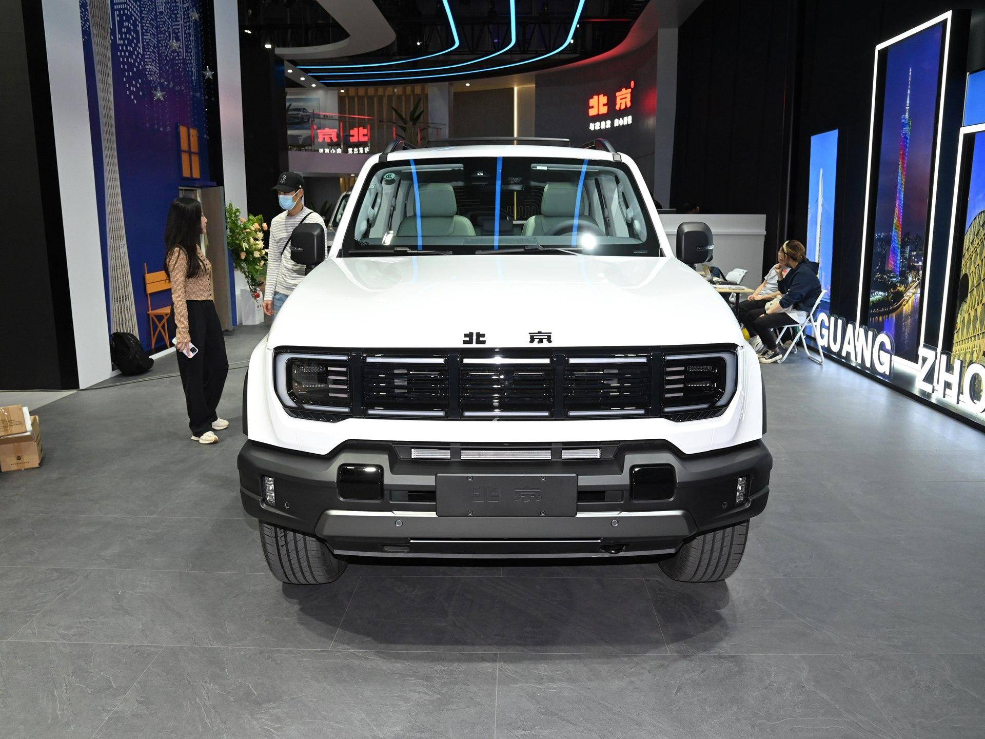 98万元起 全新bj40城市猎人版上市 配无框车门/动力升级_搜狐汽车