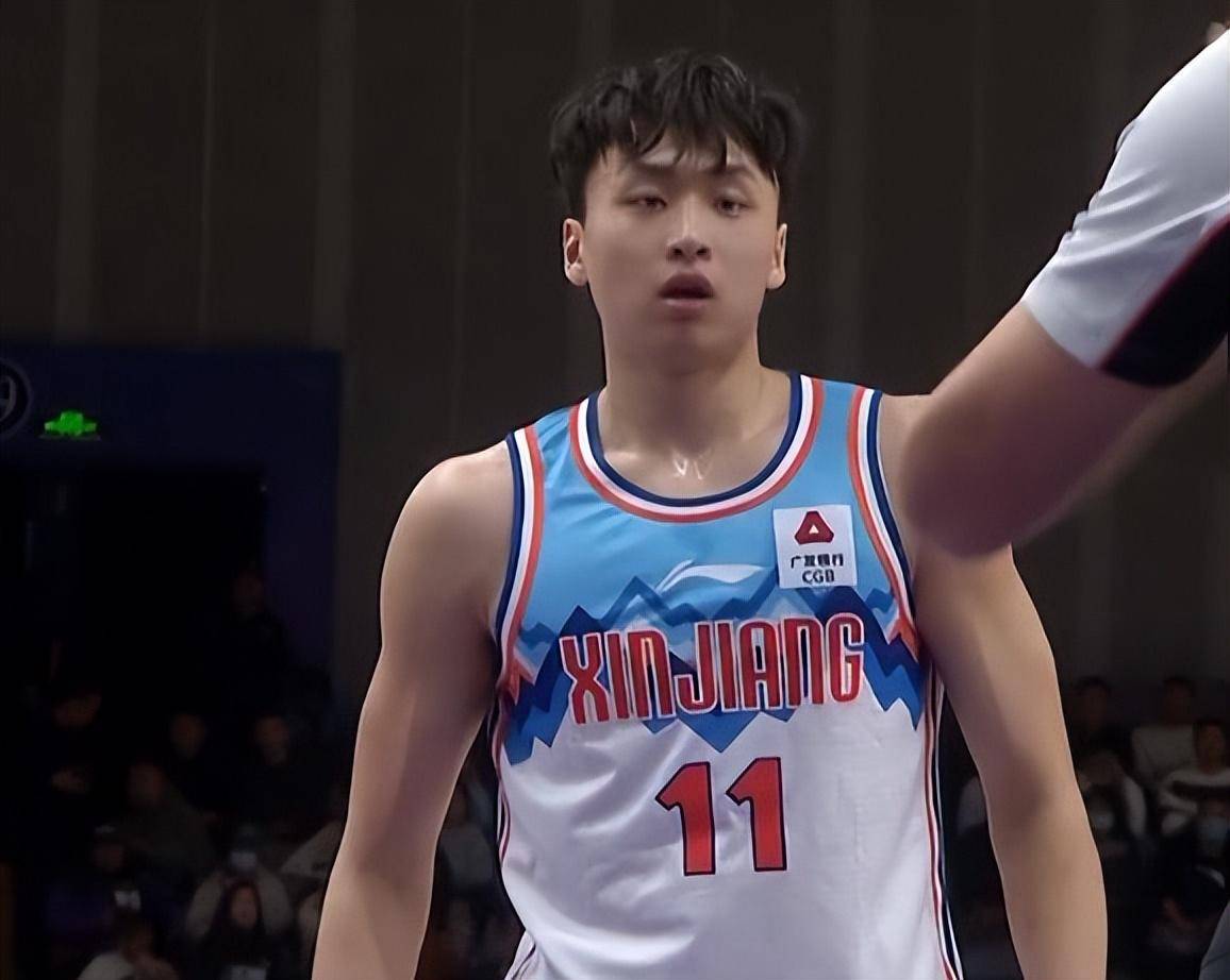 收官战!新疆队击败北控队!闵鹿蕾心态崩盘,吴冠希总结发言_齐麟_琼斯_