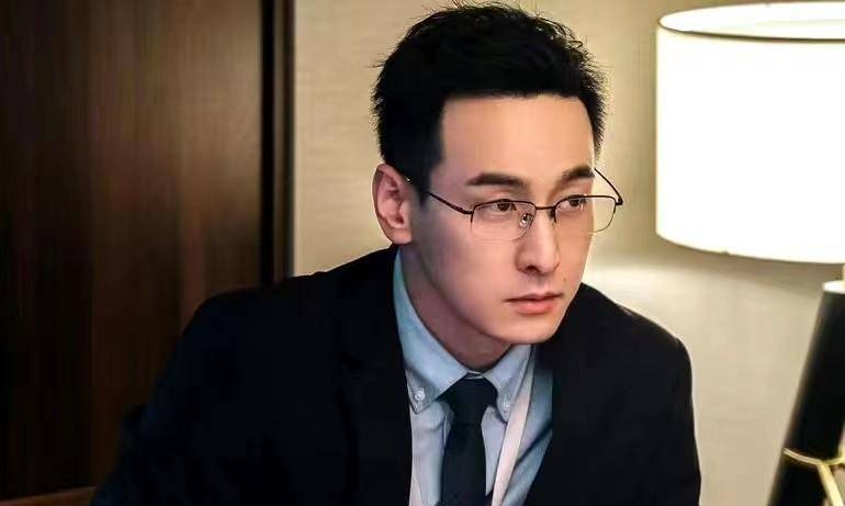 从渣男到暖男,这一次任彬扮演的谢阳,被全网女孩儿喜欢!