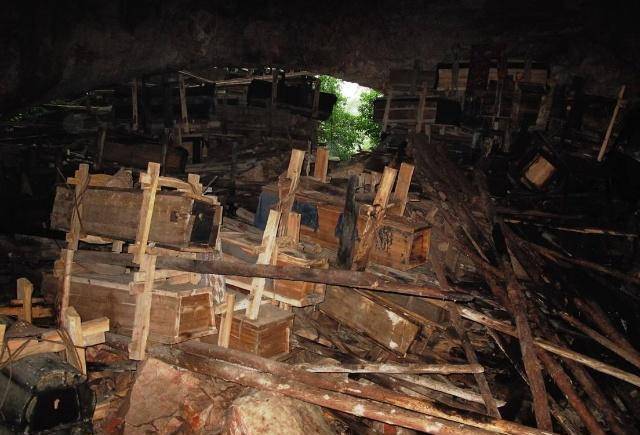 千年悬棺葬之谜与诸葛亮有关,棺材吊高可不仅仅为了防盗_棺椁_文化