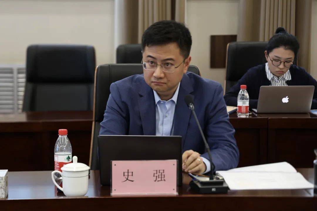 大连国际仲裁院受理部部长 张枢10月13日下午,大连国际仲裁院举办"