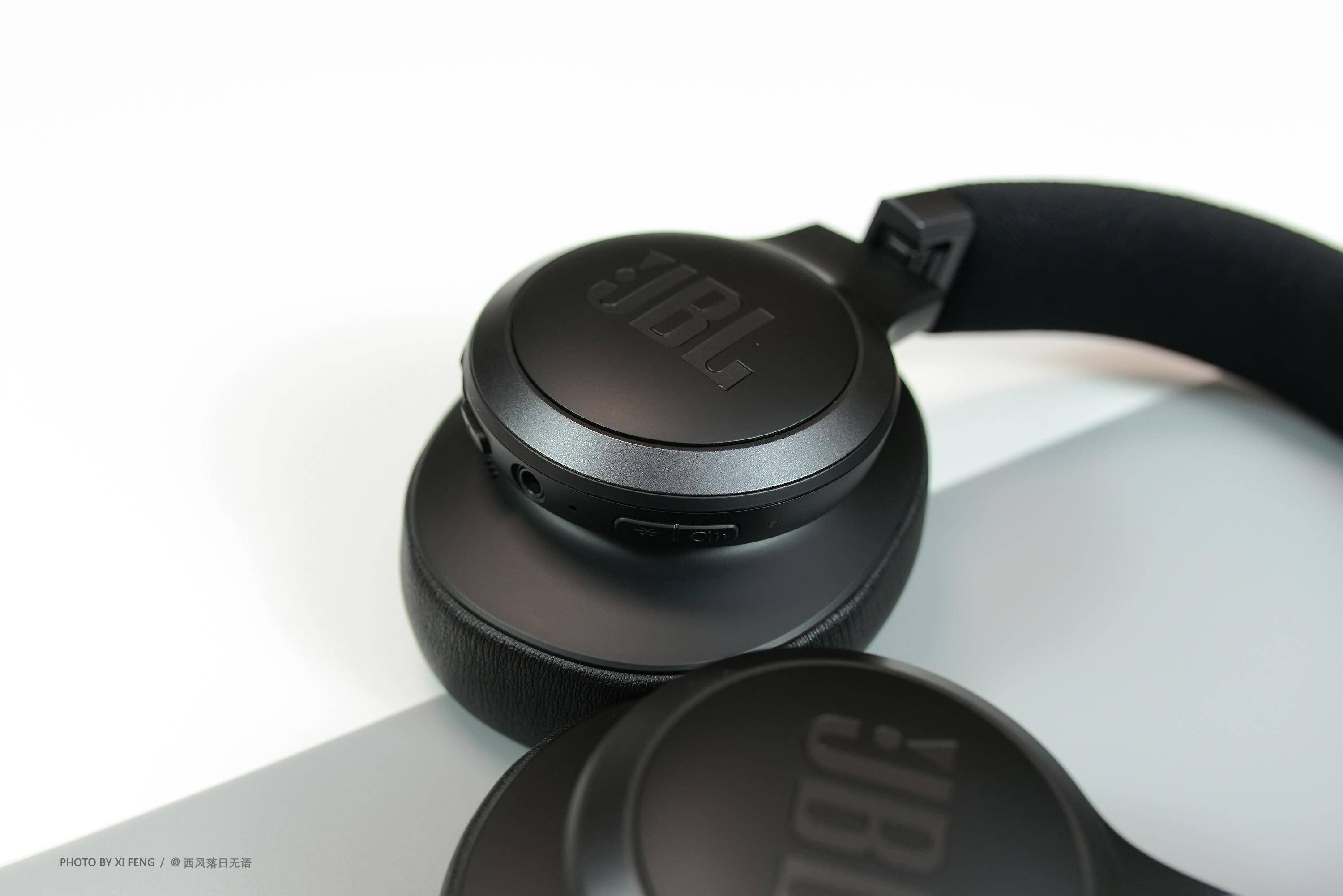 SONY、JBL、BOSE 三大顶级信仰品牌,千元级宝藏降噪耳机哪家强?