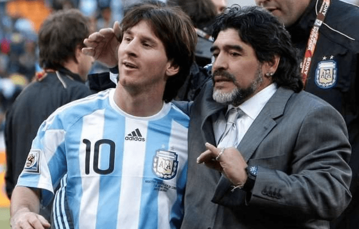 马拉多纳如果放在现代,能不能取得梅西的成就?_进行_足球运动员_时代