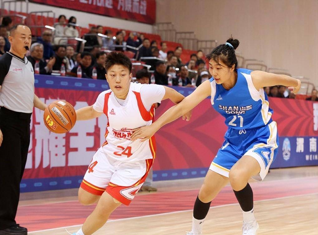 阿呷娜婧越战越勇,陕西女篮打造"零零后"青年军_小将_篮板_联赛