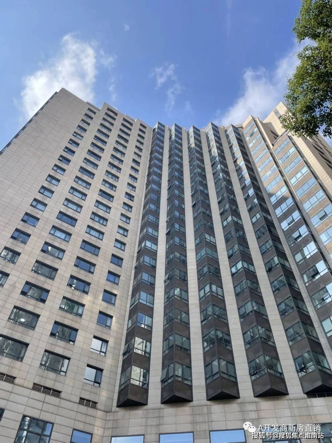 上海静安紫苑售楼处电话:400-8818-994(营销中心)上海静安紫苑售楼处