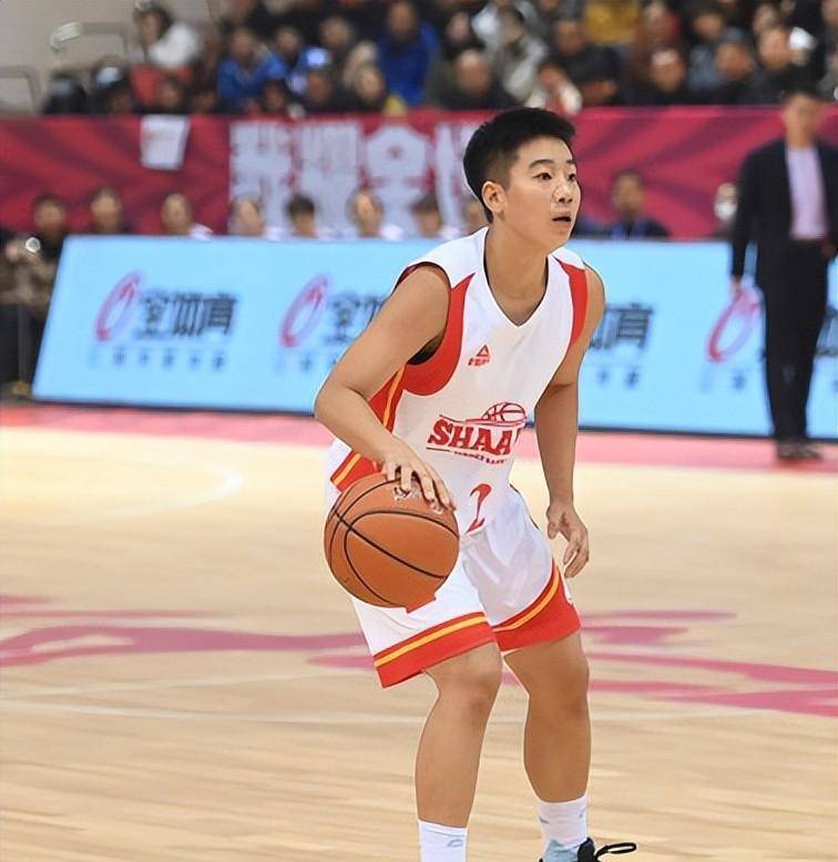 阿呷娜婧越战越勇,陕西女篮打造"零零后"青年军_小将_篮板_联赛