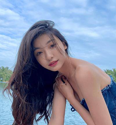 马思唯有新女友并不奇怪,但令人惊讶的是,他的新女友与他的前任易梦玲