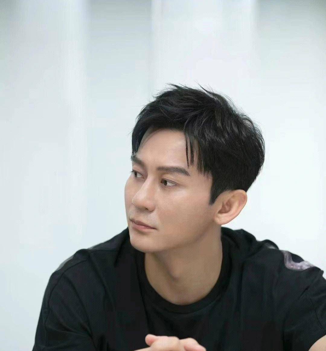 44岁的李晨终于为自己的"风流"付出了巨大代价_挑战_明星_事业