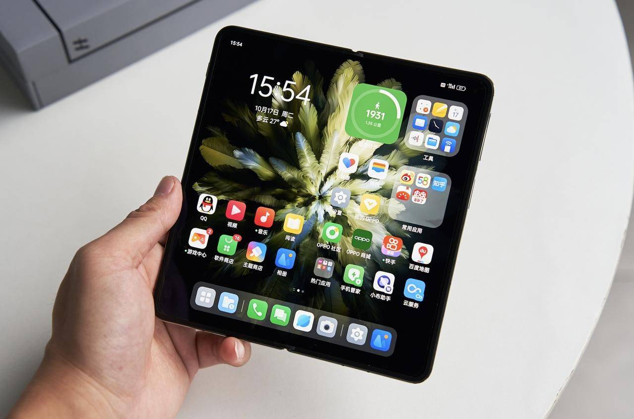 不知道有多少人和我一样,在逛街的时候遇到有人说扫个码关注一下_find