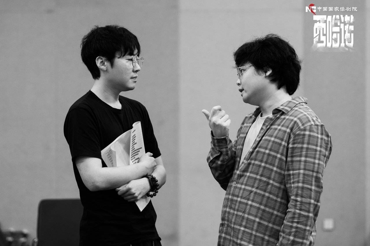 《西哈诺》由青年导演丁一滕执导,在综艺节目《戏剧新生活》中,丁一滕