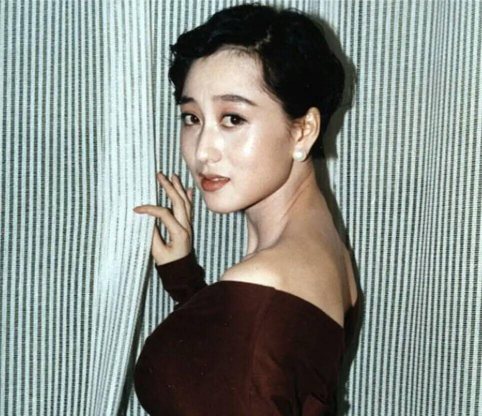 嫁给李连杰的利智真的幸福吗?