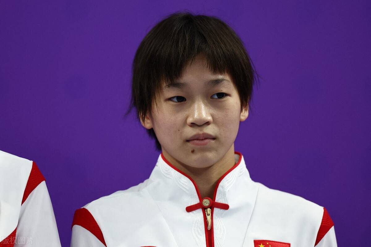 双喜临门!陈芋汐夺冠再收大礼,坐稳一姐王位,全红婵巴黎陷被动_成绩_