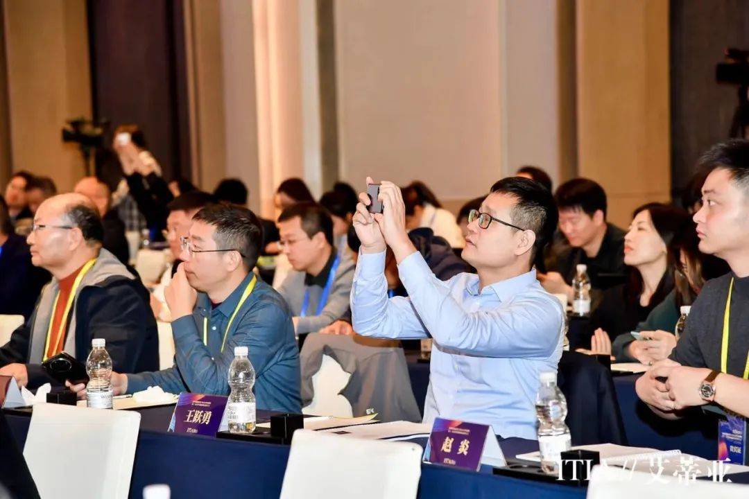 申屠群雄在第十三届艾蒂亚旅游项目投资大会上的演讲_桐庐县_中国