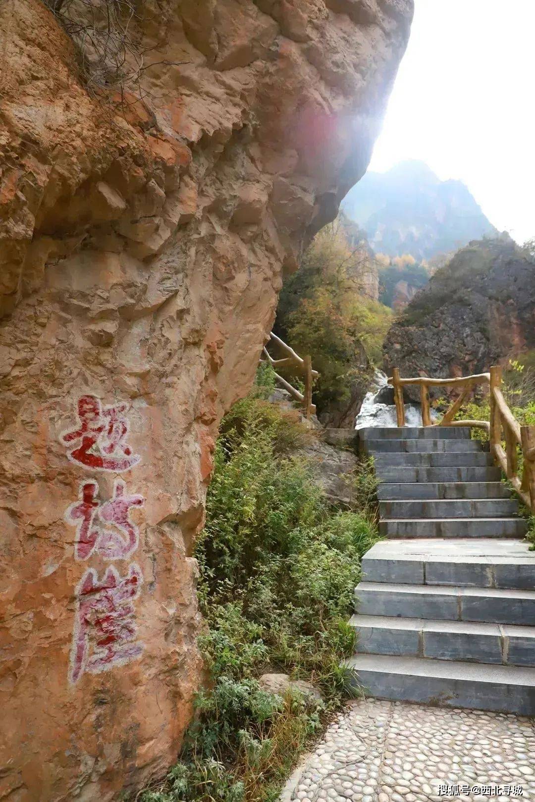 兰州出发2个多小时达公主请登山冬季限定玩法上新一路向上追暖阳