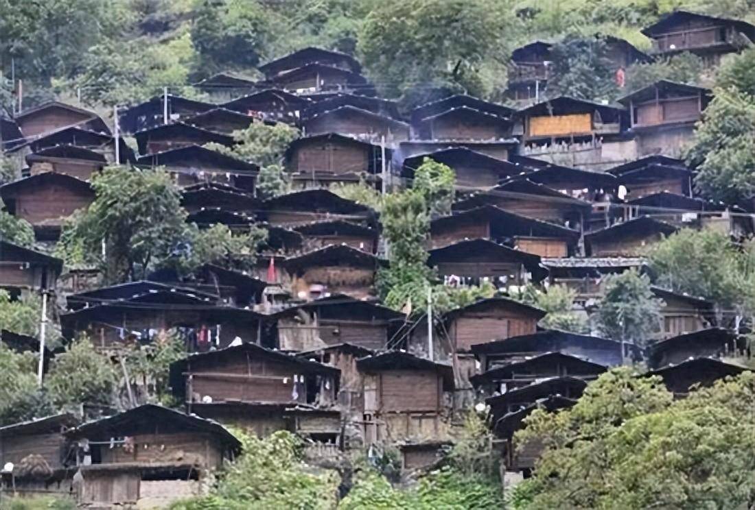 千脚落地房——中国传统民居建筑_房屋_木材_文化