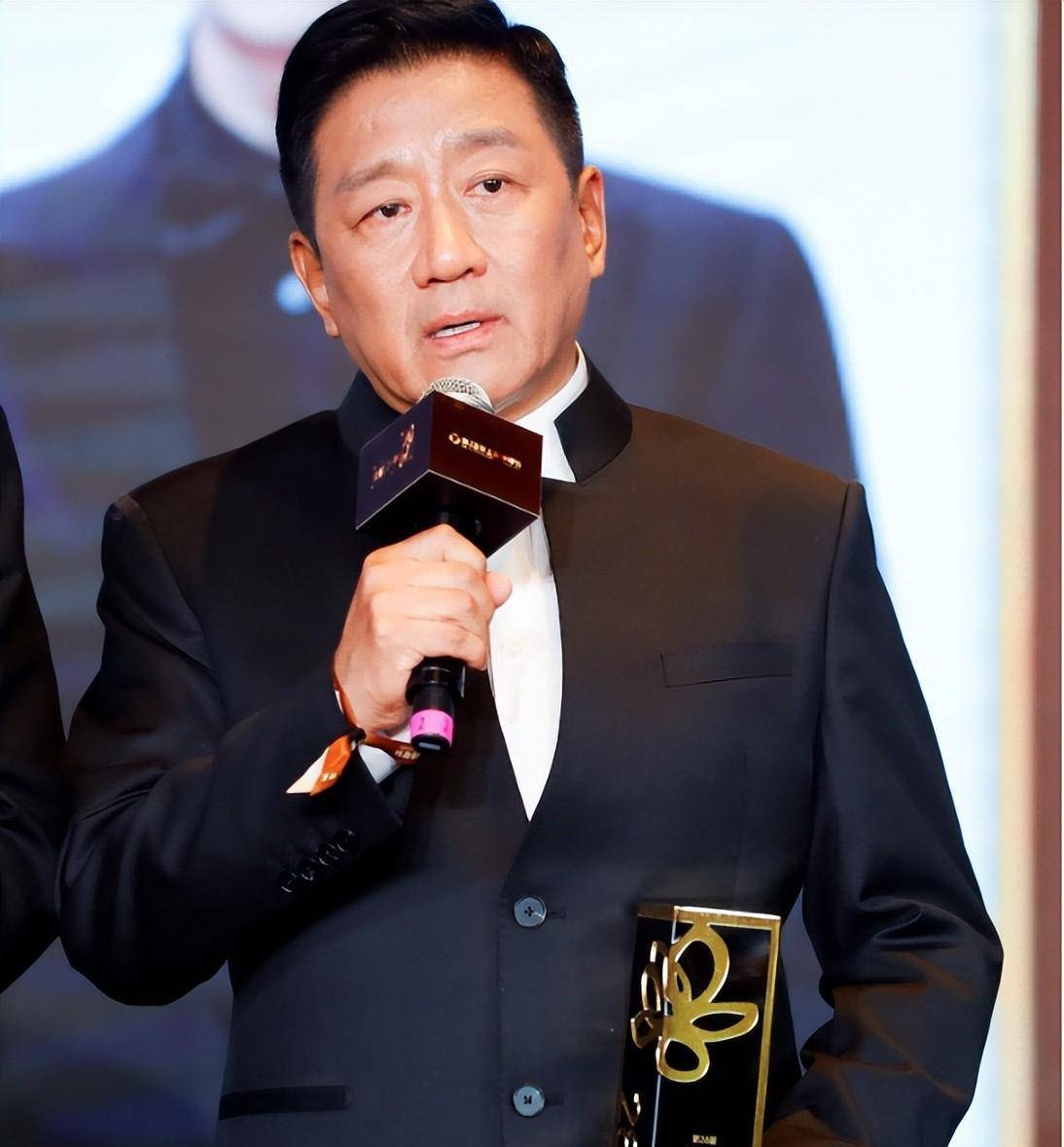 丁勇岱:对赵雪华一见钟情相爱37年零绯闻,如今儿子成唯一心病_白宝山_