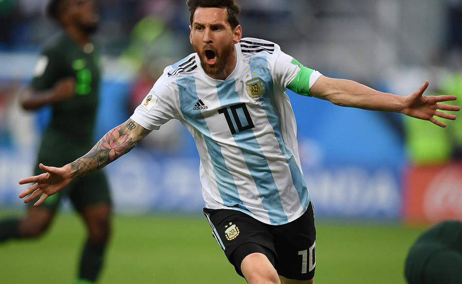 足球神话与酿酒艺术:梅西×赤水河酒的奇妙邂逅_传奇_品质_工艺