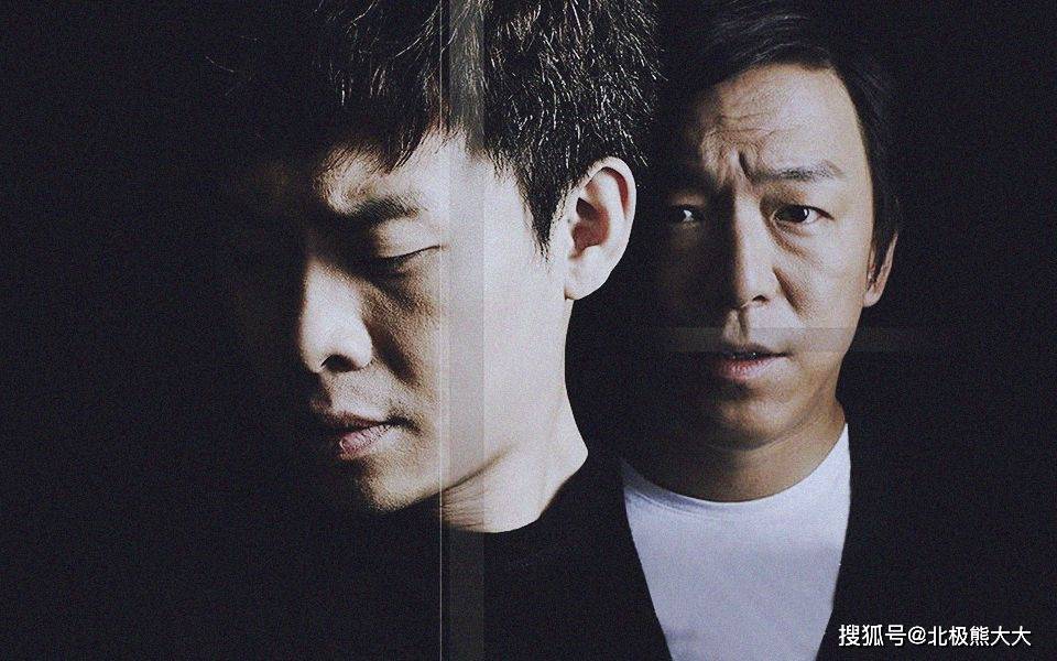 曝某二字影帝ktv出轨嫩模,在卫生间"亲密互动"被服务员撞到_成龙_胡军