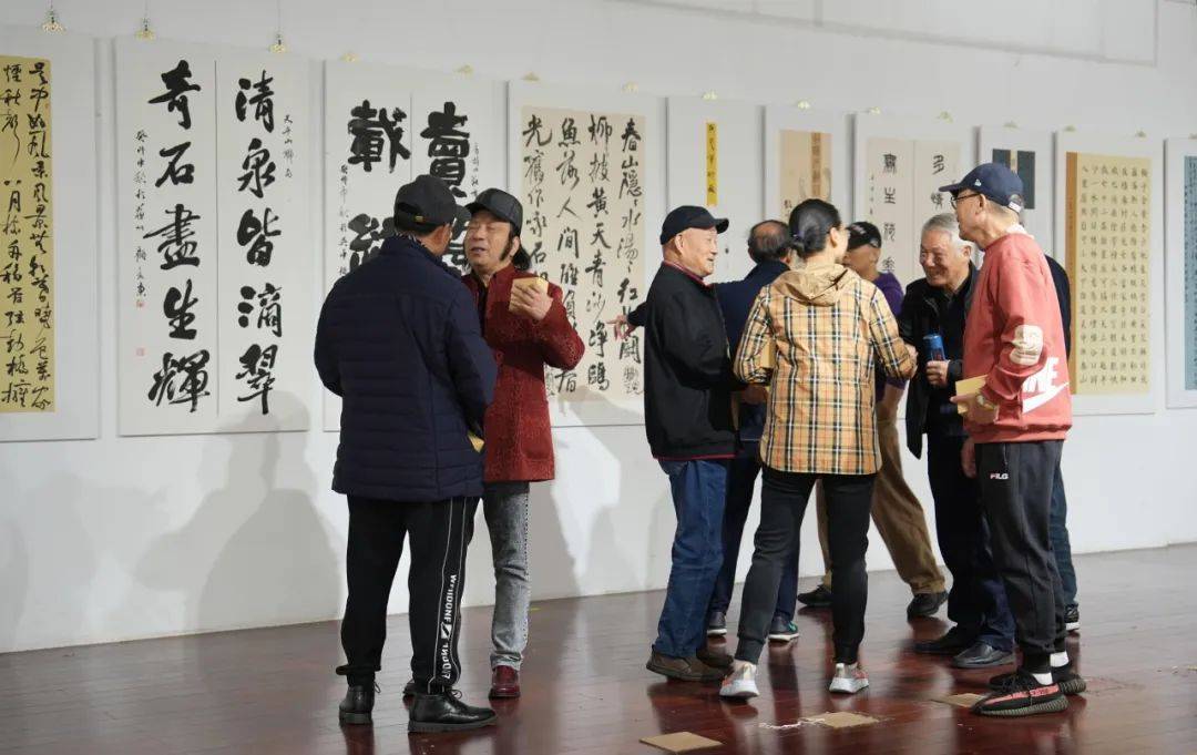 西津望月》诗,王锡九题《吴县叶渔庄司马承桂五湖渔庄图》诗△陈方红