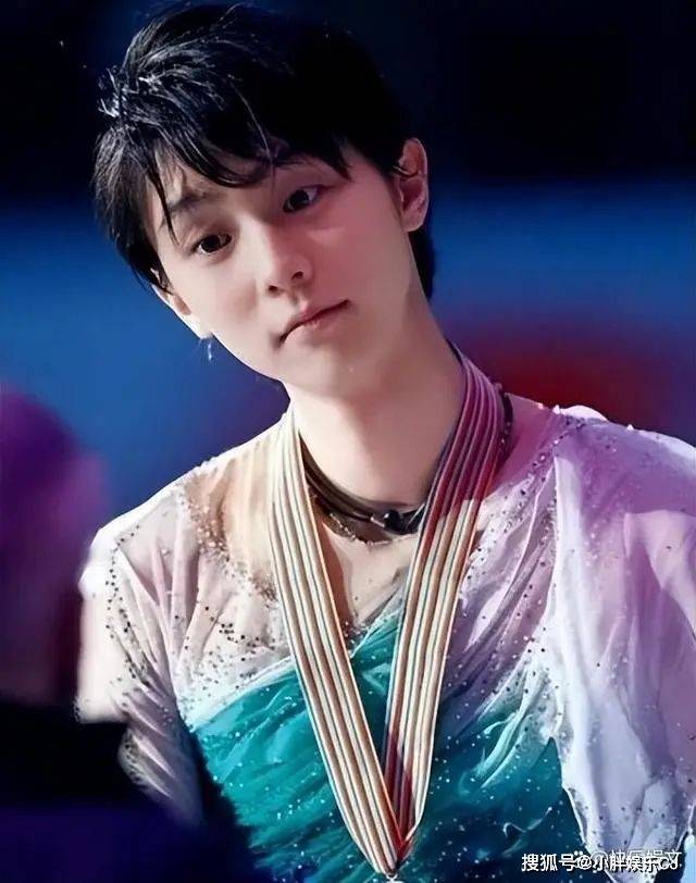 今日头条热榜,刘德华父亲,杨颖带娃,黄子韬开唱,羽生结弦妈宝_画面