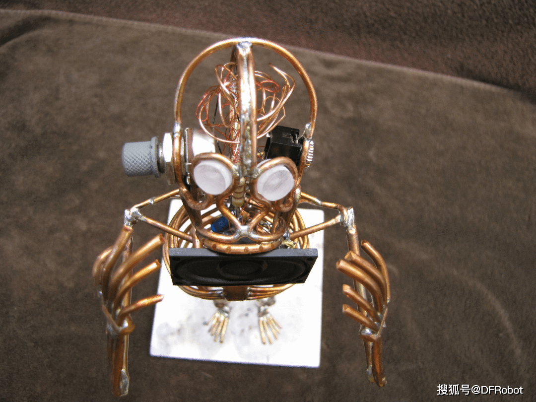 一起欣赏一下这几个电子艺术品|df创客周刊(第61期)_io_https_作品