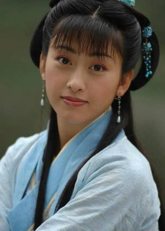 法提麦·雅琦的忘年恋:为何总爱上比自己大的男人?_李子雄_年龄_电影
