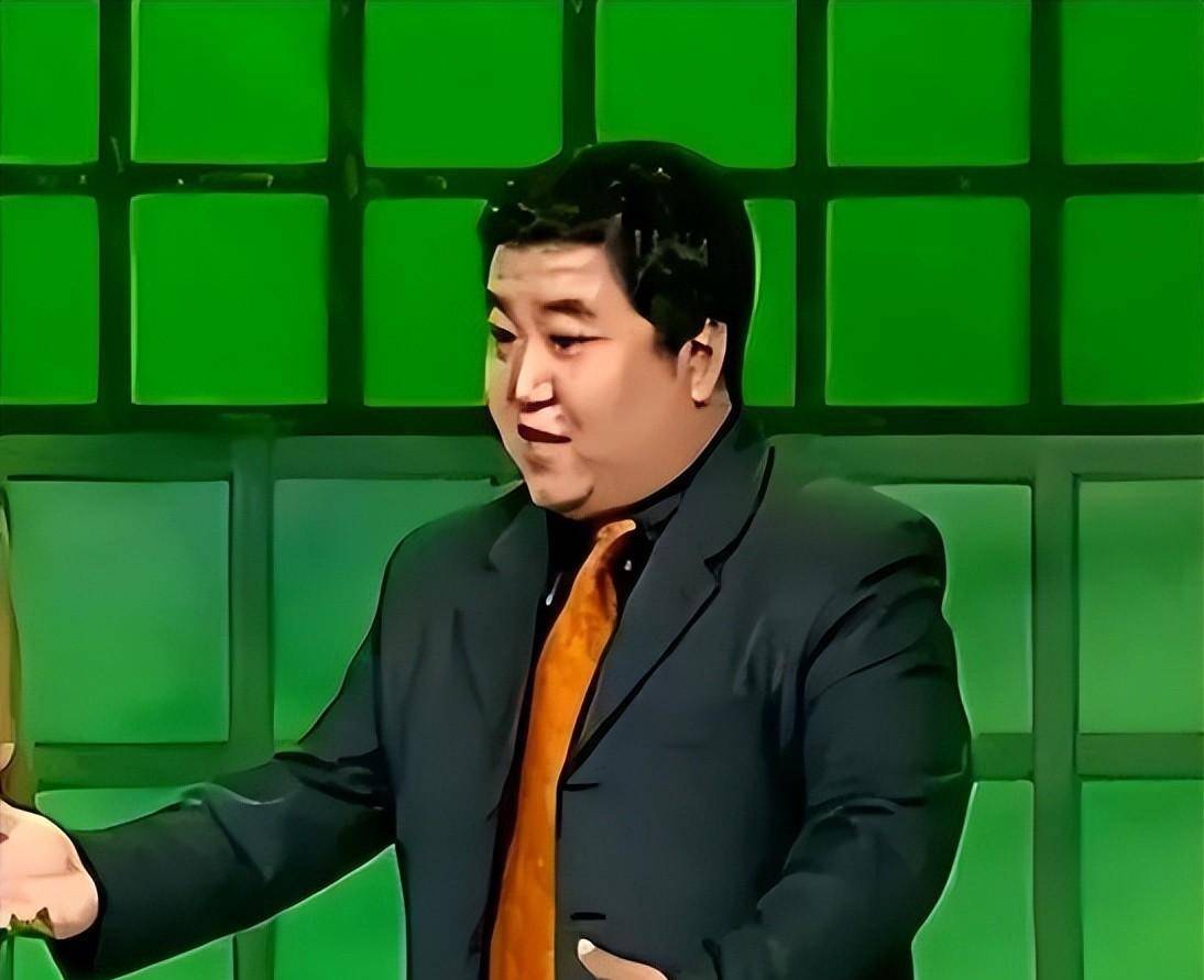 他搭档冯巩春晚爆红,后却成百万诈骗犯_杨松来_机会_父母