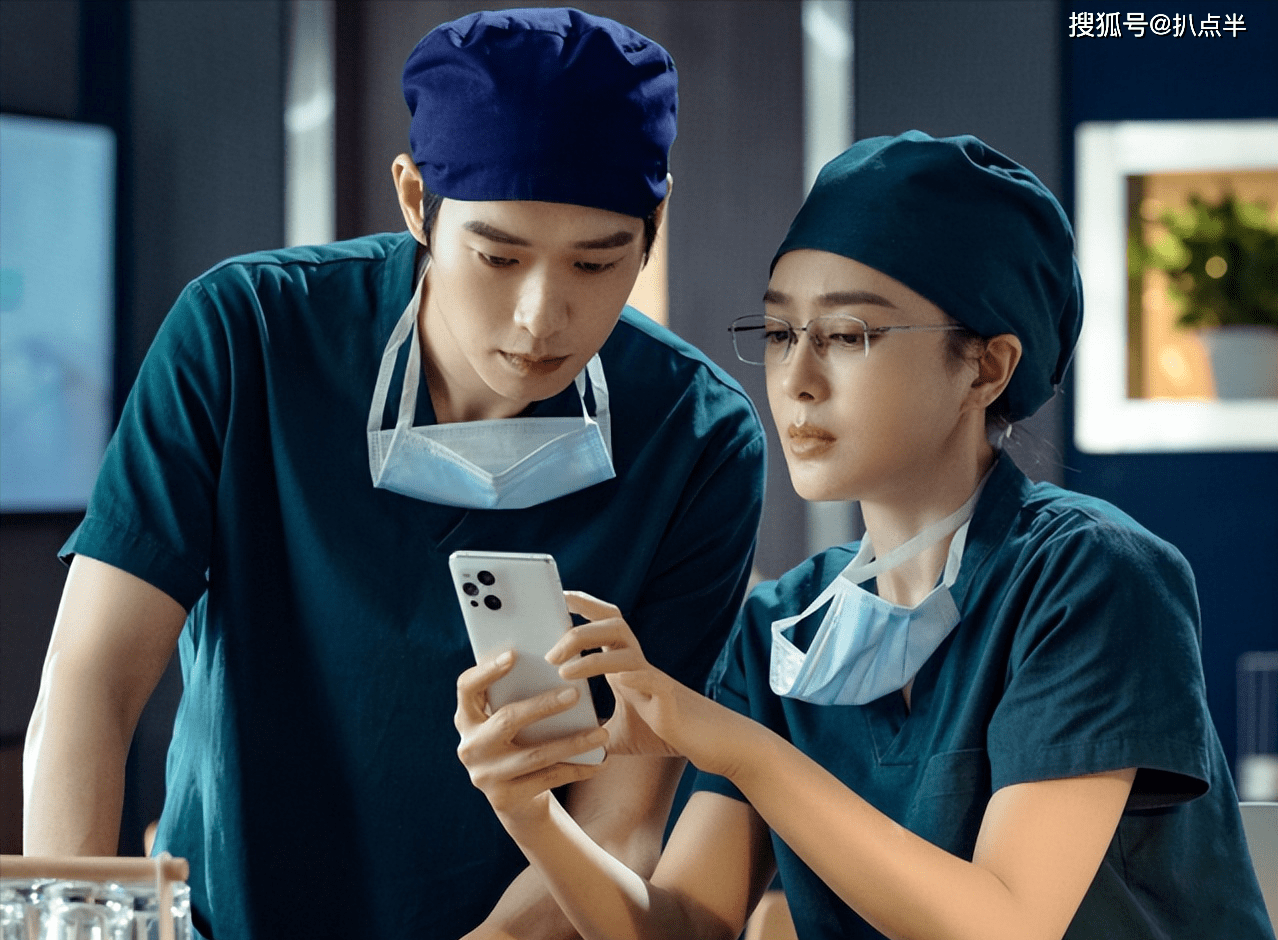 这些默认情侣:甜的发齁,苦的被喊分手_网友_黄子韬_白敬亭