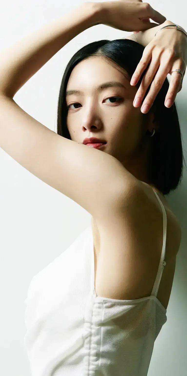 国际超模-cici项偞婧写真集_世界_cm_图片