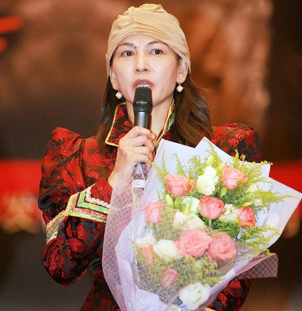 金鸡影后艾丽娅:成名后辞职做个体演员,丈夫也是知名男星_电影_车轮_