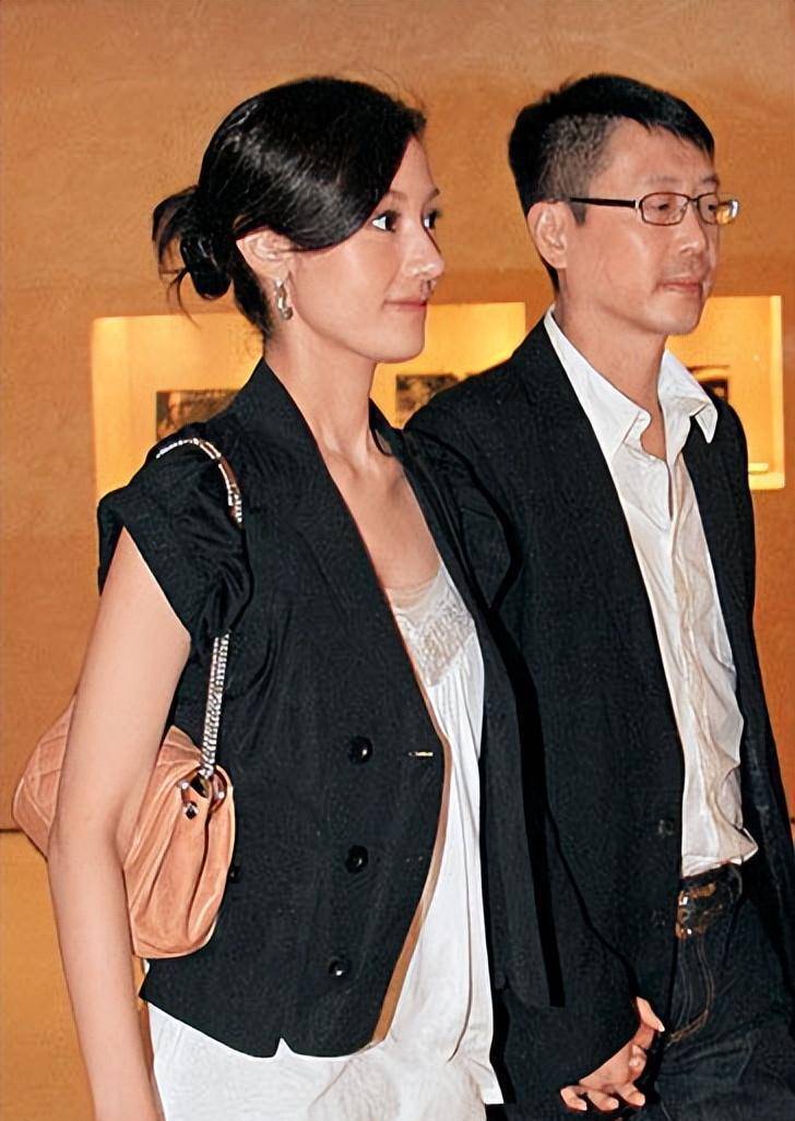 在"蛇蝎美人"李嘉欣身上,将"现世报"体现得淋漓尽致_刘銮雄_香港_何超