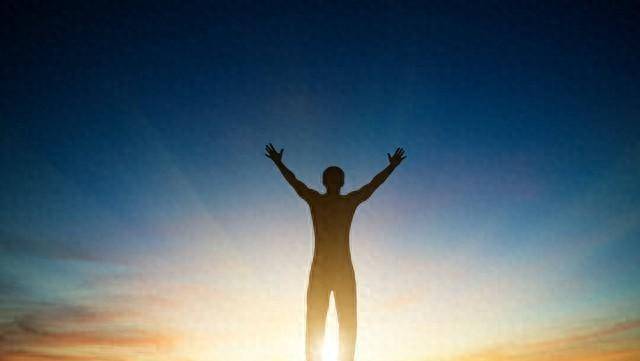 未来两周,贵人相助,走出困境,否极泰来,翻身行大运的三大星座_机会