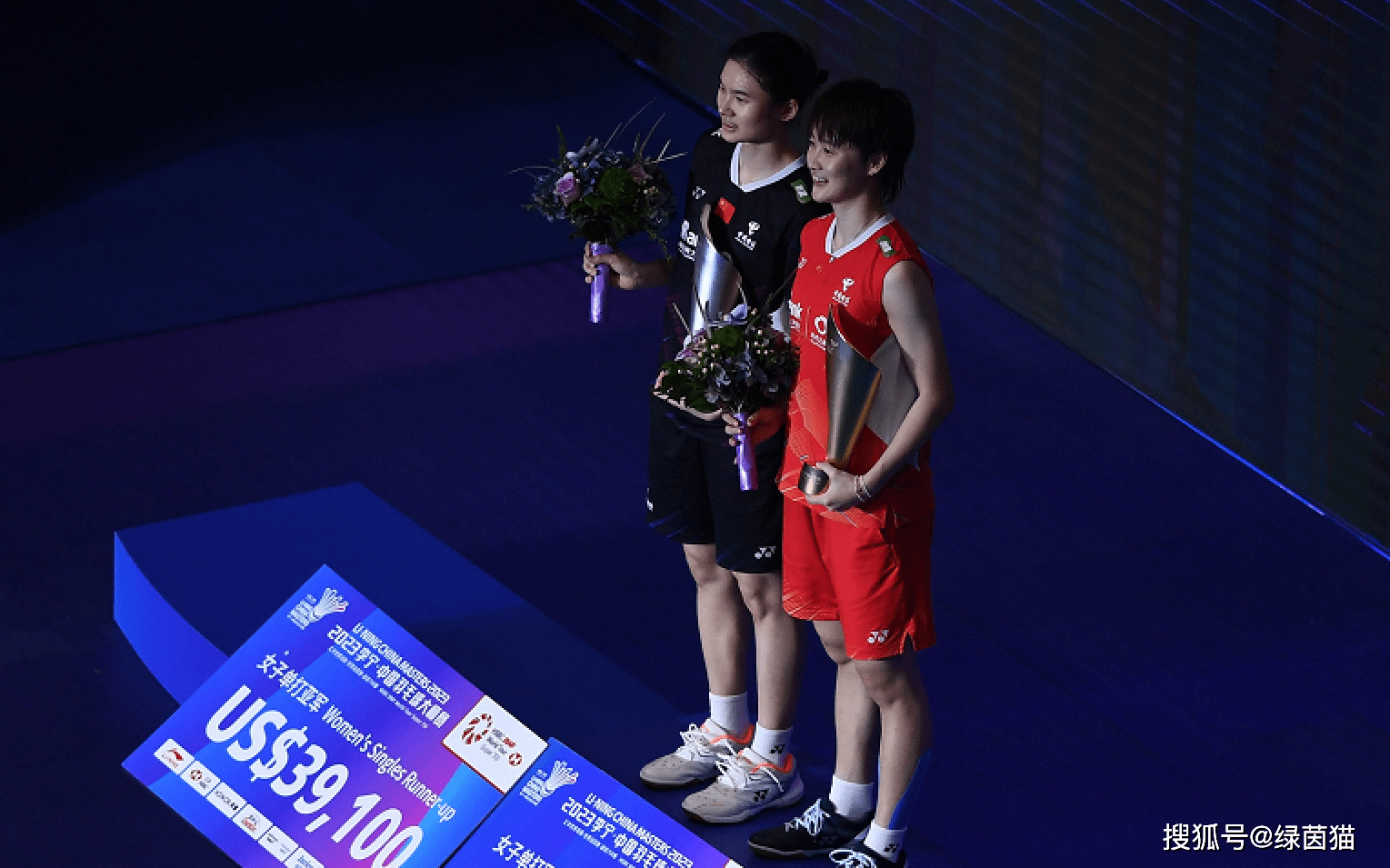 陈雨菲中国赛夺冠,直言太难过,对手连续退赛_韩悦_决赛_何冰娇