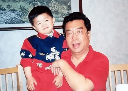 李双江:两儿子一个天上,一个地下,与前妻的孩子成晚年唯一依靠_李天一