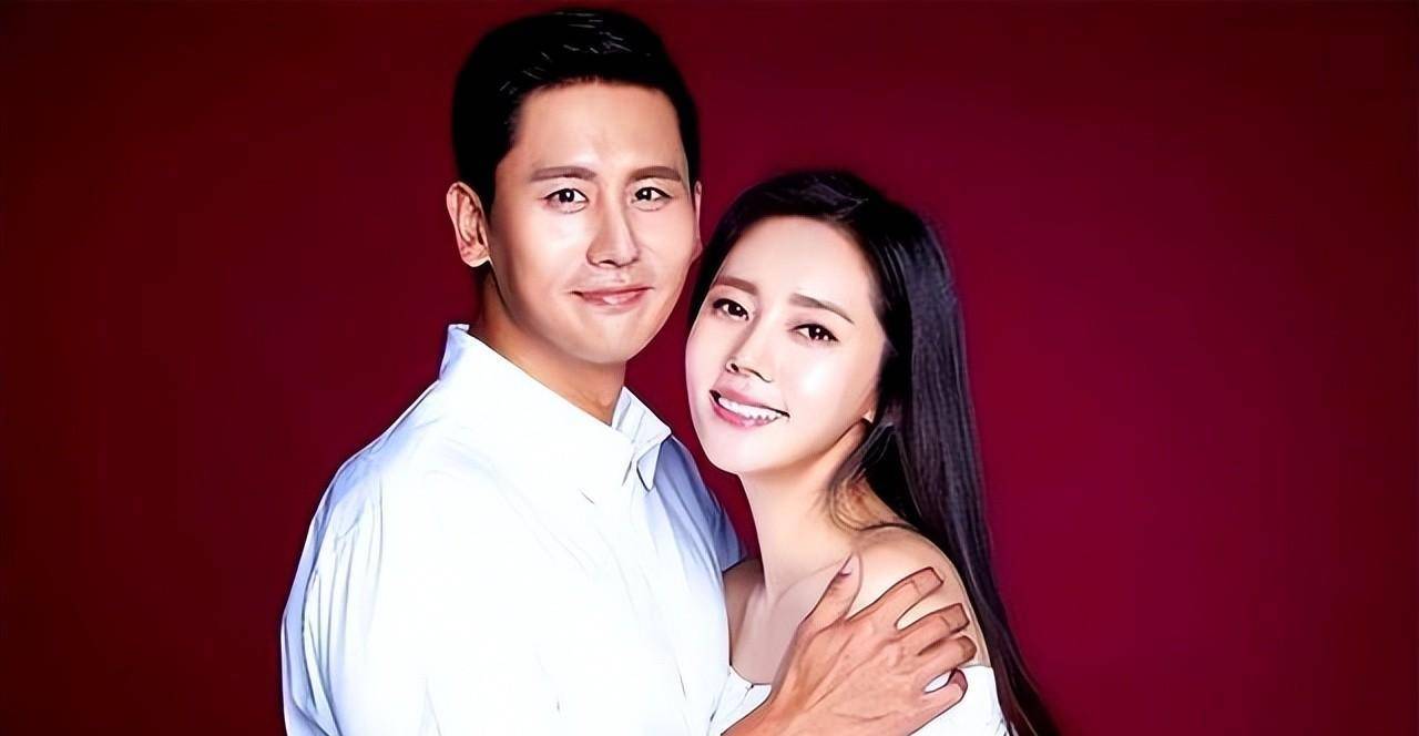 39岁高龄,为中国籍小丈夫生子的秋瓷炫,如今怎么样了?