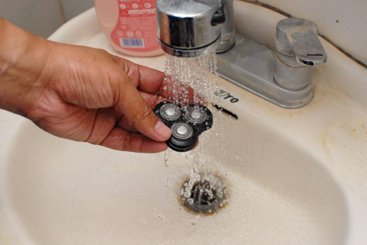 生活优选分享:DOCO黑刃电动剃须刀,剃须让你更净一步