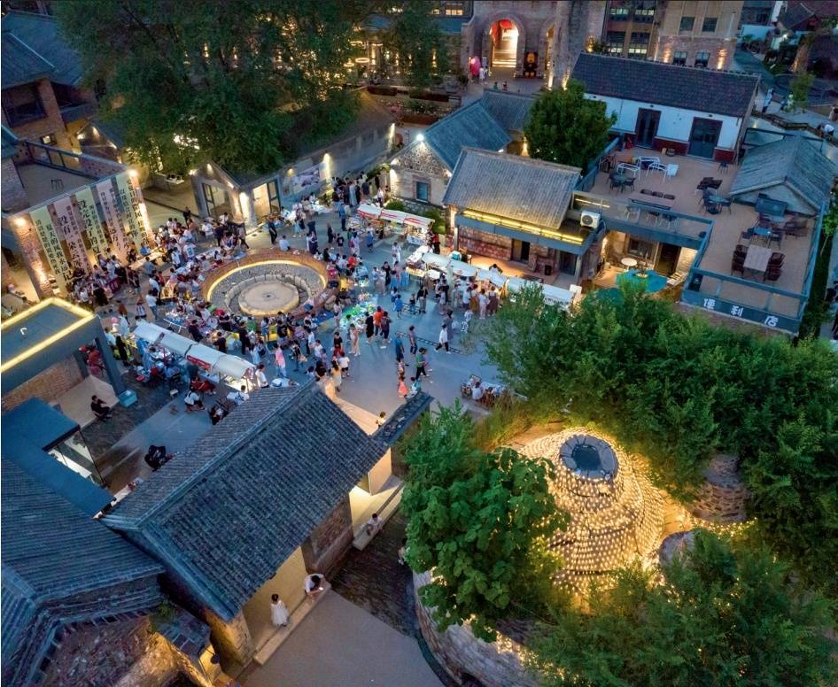 淄博市博山区:来颜神古镇 看千年古窑村华丽转身_手工业_琉璃_酒吧