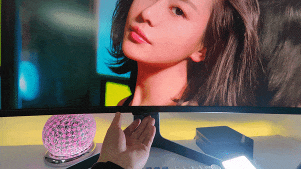 懂显示器的为什么选带鱼屏,不吹不黑说说雷鸟Q8显示器使用感受