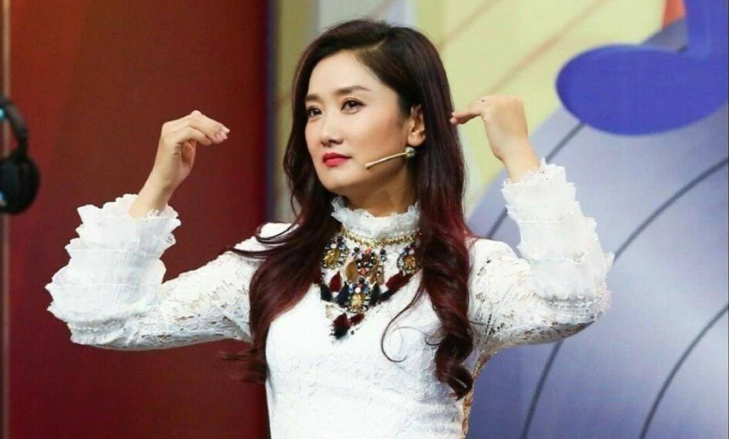 热狗妻子因周杰伦离家出走,新歌风波升级,本人回应了!