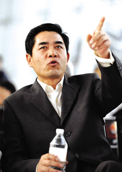 李幼斌,刘晓庆等出席,众星一起合影_明星_演艺圈_魅力