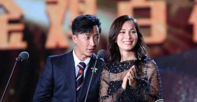 最后为何却选择了卢靖姗?_李小璐_黄奕_中国