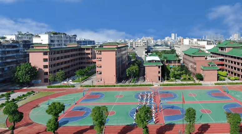 地址:广东省揭阳市榕城区东湖路新义市场正北方向160米邱金元纪念中学