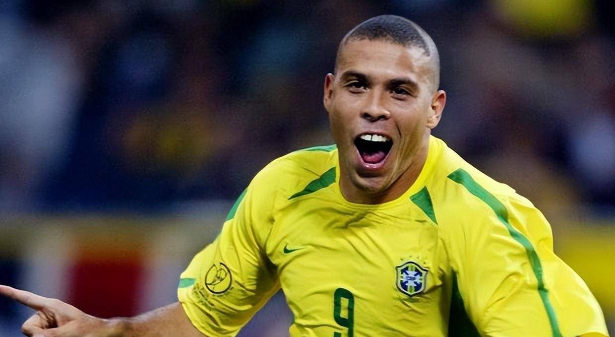 菲戈:梅西和罗纳尔多处于一个时代,罗纳尔多依旧当仁不让是球王