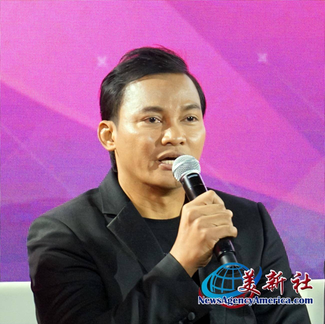 中国著名导演和制片人韩三平《封神》演员刘乐《封神》演员黄曦彦