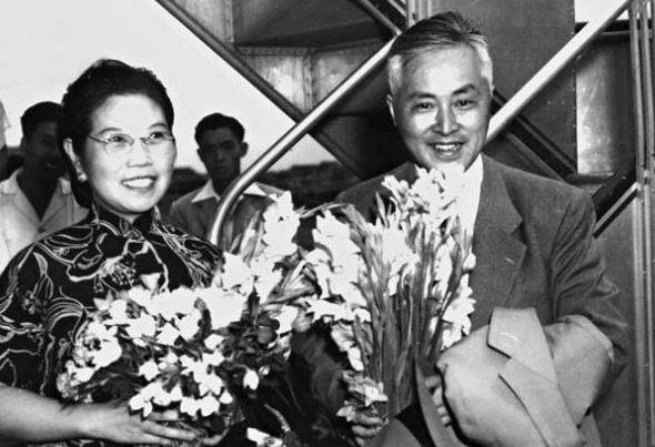 他是民国四大家族之一,中统始创人,晚年流落美国卖皮蛋_陈立夫_蒋介石