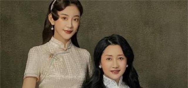 曹聚仁后来在自己记述这件事情时说:从来不伪装道学,对于儿女私情,我