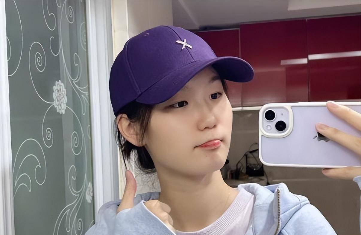 至于排名第六的蔡依彤,第七的孙燕,第八的王雨晴,以及第九的郑锦怡和