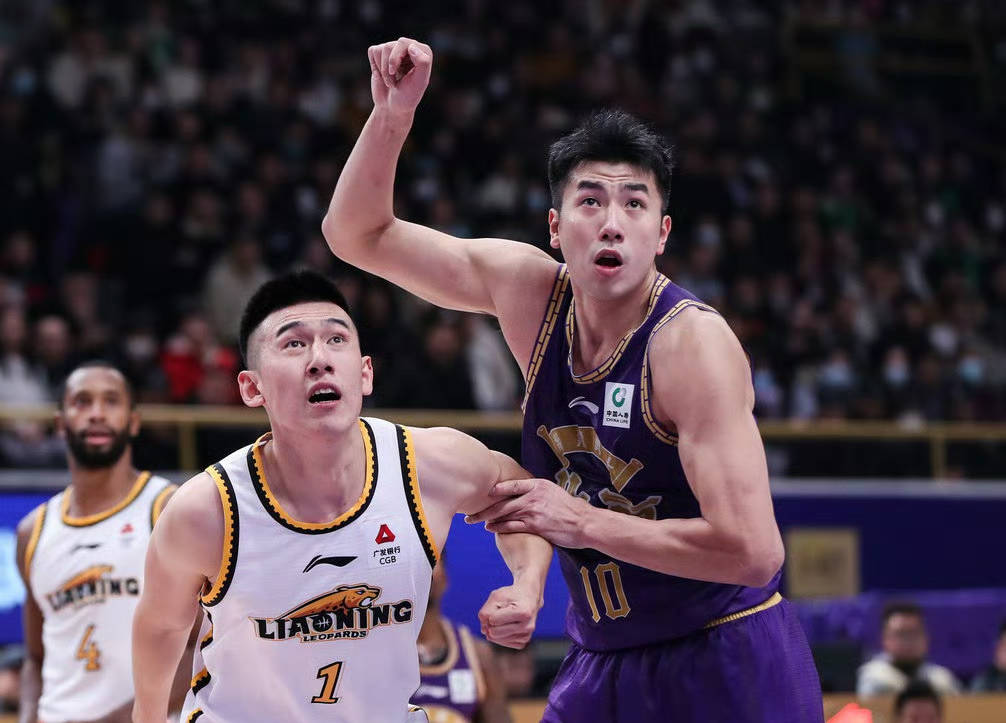 乌戈疯狂宣战广东,杜锋手握"双王炸"并不慌_全场_1_cba